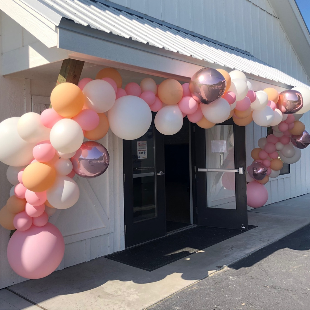 Balloon Garlands - Installation